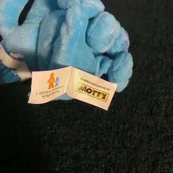 Vintage Blue Clues Small Plush Dog Made for Motts with Party Hat 1998 Viacom 4” - Picture 7 of 7